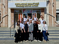 Наталья Кирилова рассказала об Аллее славы в рамках «Экскурсии со Знанием»